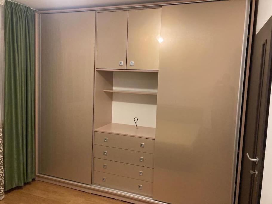 Apartament 3 Camere De Inchiriat Craiova Extérieur photo